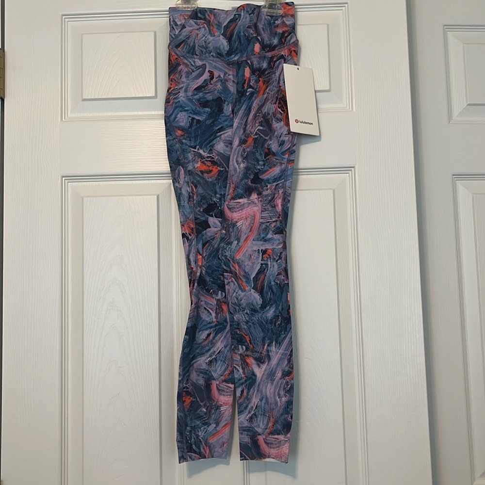 NWT- Lululemon Base Pace HR Tight 25” Leggings - Atmospheric Purple Multi-Size 0 - Picture 4 of 7